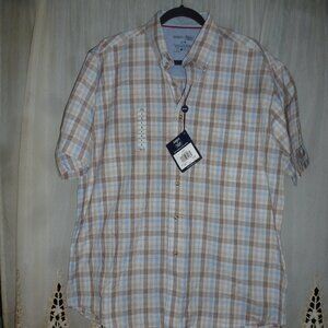 Khaki’s by Denver Hayes  Short Sleeve Plaid Button front Shirt Sz L